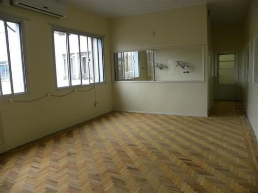 Previsão de reabertura do centro obstétrico do Hospital São José é para quarta-feira