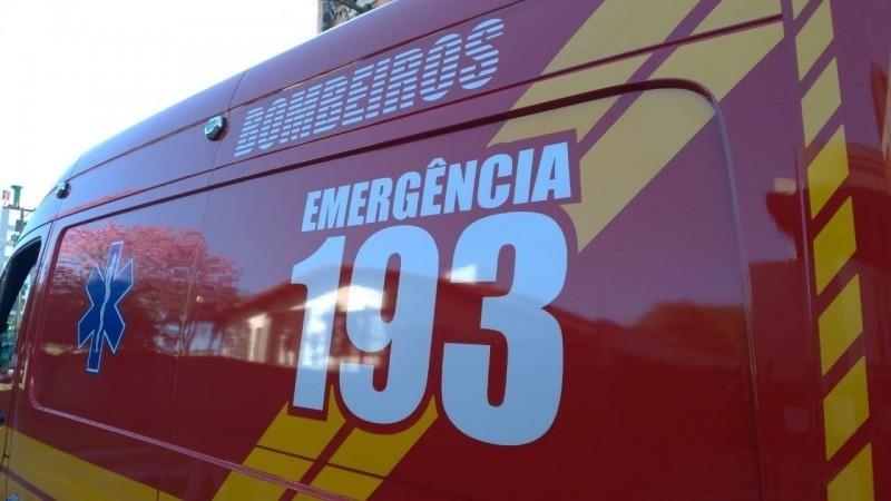 Mulher morre após ser alvejada por disparos de arma de fogo nas costas em Araranguá 