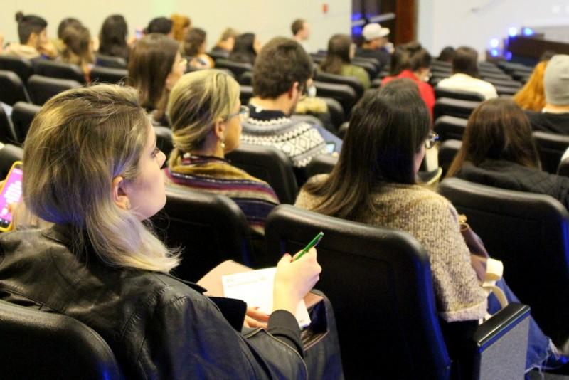Simpósio de Psiquiatria da Unesc aborda esquizofrenia e transtornos psicóticos