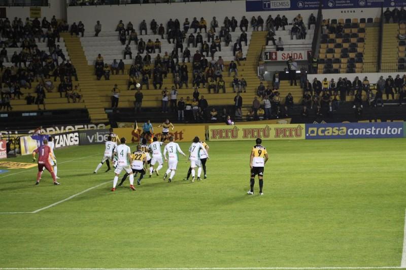 Apesar de boas oportunidades, Tigre empata e mantém jejum de vitórias
