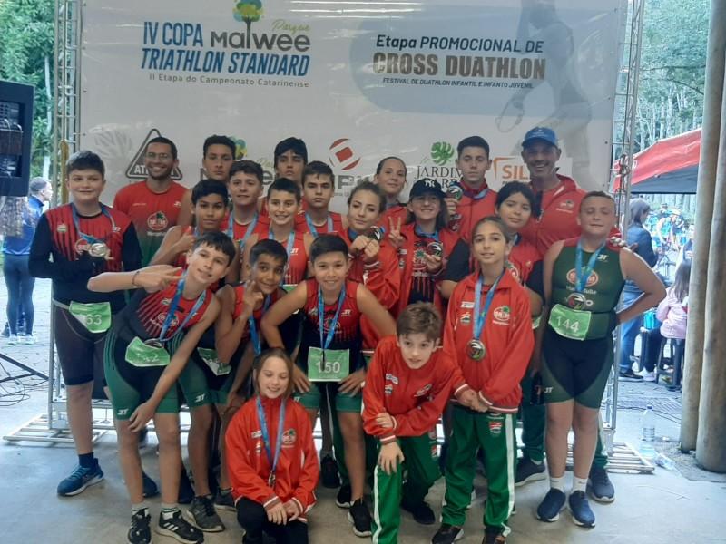 Triatlhon do Mampituba/FME Cricúma conquista dez medalhas em Estadual