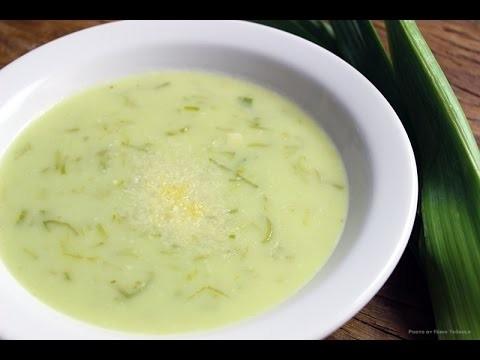 Sopa de Abobrinha e Alho poró