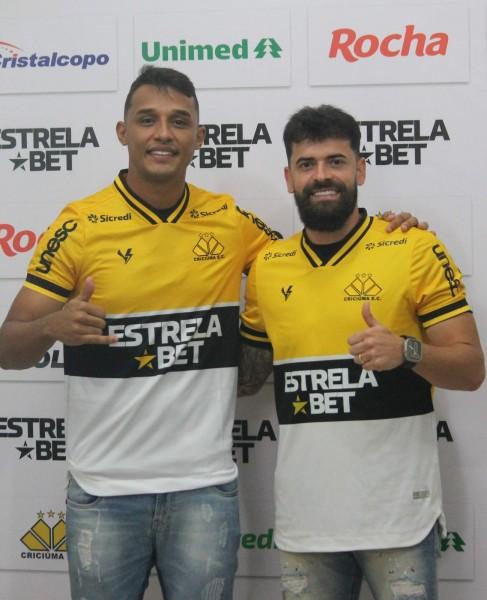 Fernando Canesin e Welinton Torrão são apresentados; atletas ainda não estão aptos para jogo