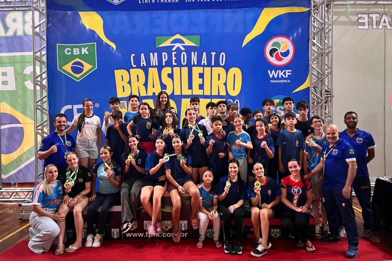 Atletas de Içara garantem vaga na Seleção Brasileira de Karatê