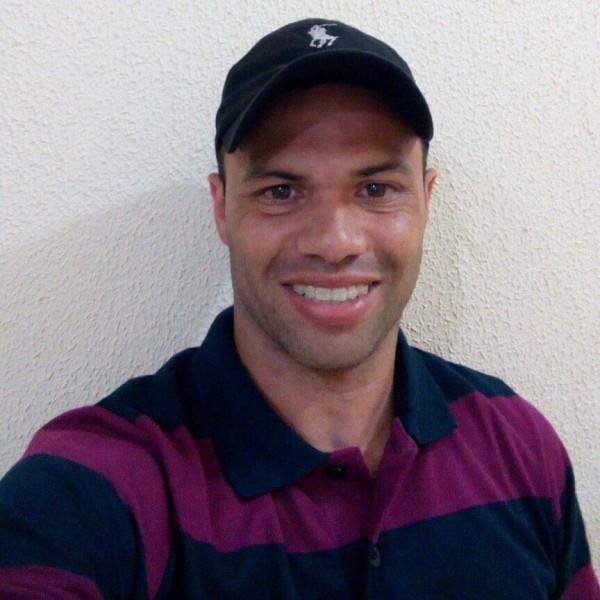 Com passagem pelo Criciúma, ex-jogador Adans Santos morre aos 38 anos 