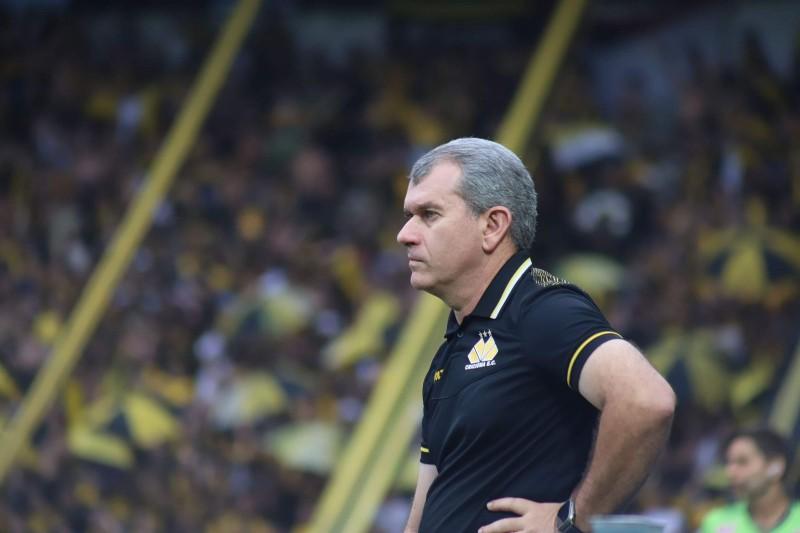 ‘Não posso dizer nunca, mas agora não tenho ideia de sair’, afirma Tencati sobre deixar o Criciúma