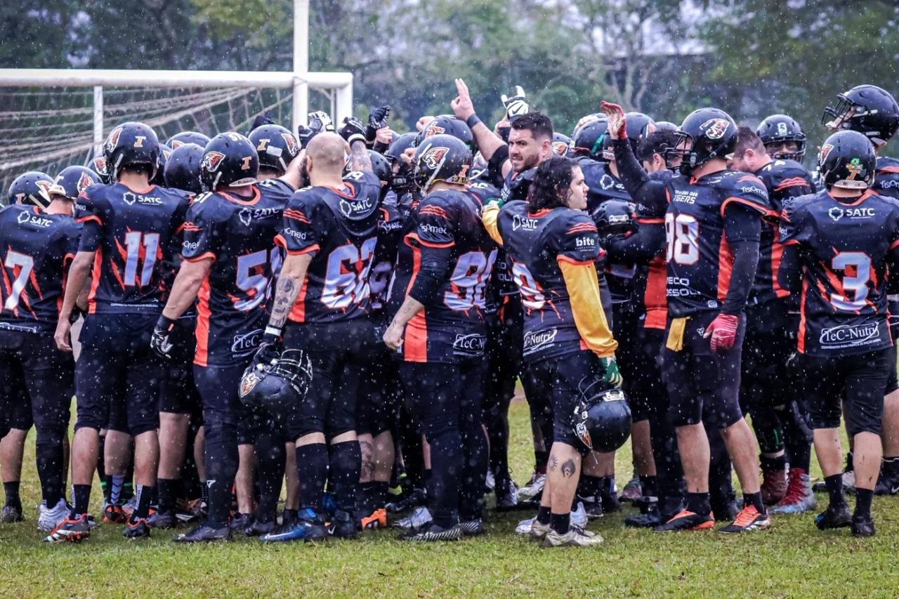 Criciúma Iron Tigers disputa terceiro jogo da Superliga de Futebol Americano