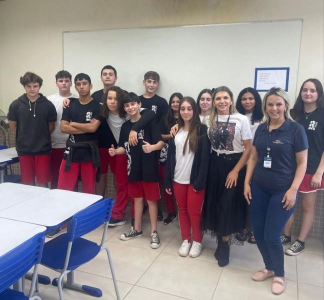 Adolescentes de Içara participam de oficinas voltadas ao mercado do trabalho