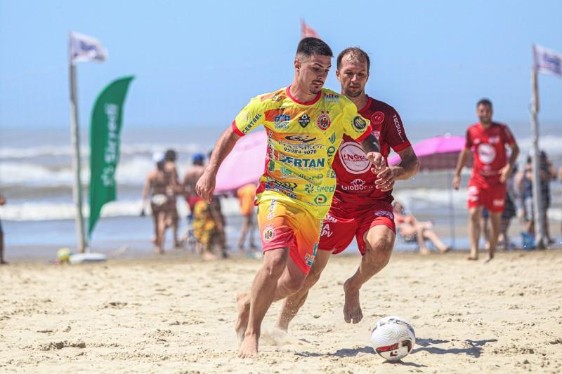 Massiroli e Rui Barbosa abrem a terceira rodada do Praião no sábado