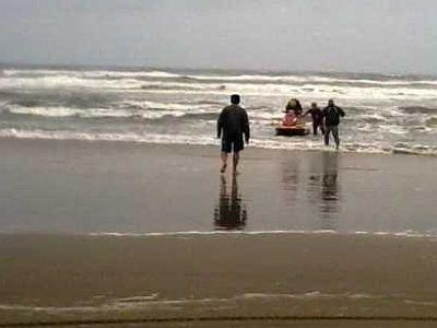 Tripulantes à deriva são resgatados no Arroio do Silva