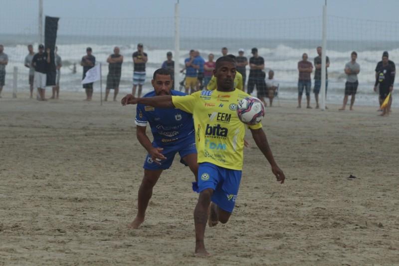 Regional de Futebol de Areia: dois empates nos jogos deste sábado 