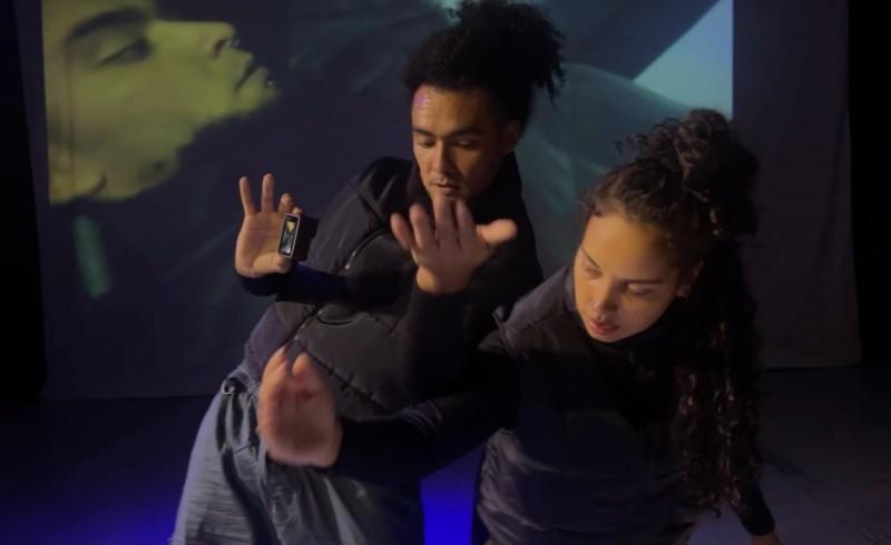 Em Criciúma, bailarino francês apresenta espetáculo gratuito no Teatro Elias Angeloni neste sábado