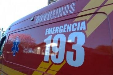 Colisão entre carro e motocicleta deixa um homem ferido na rodovia Jorge Lacerda