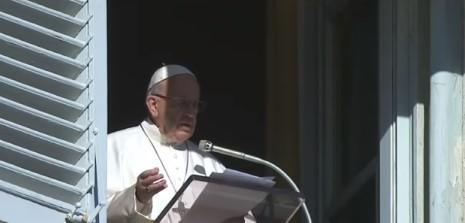 Papa Francisco pede por 'olhar materno' em mundo desunido e de solidão