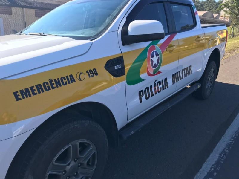 Motorista que teria apontado arma para pessoas é detida por porte ilegal de arma de fogo