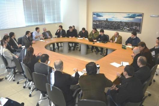 Representantes do vestuário se reuniram para debater soluções da crise