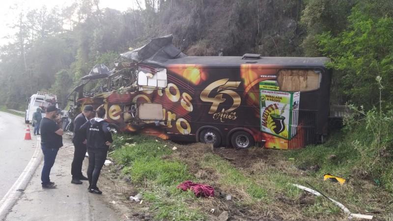 Cantor Airton Machado, da banda Garotos de Ouro, morre em acidente de trânsito 