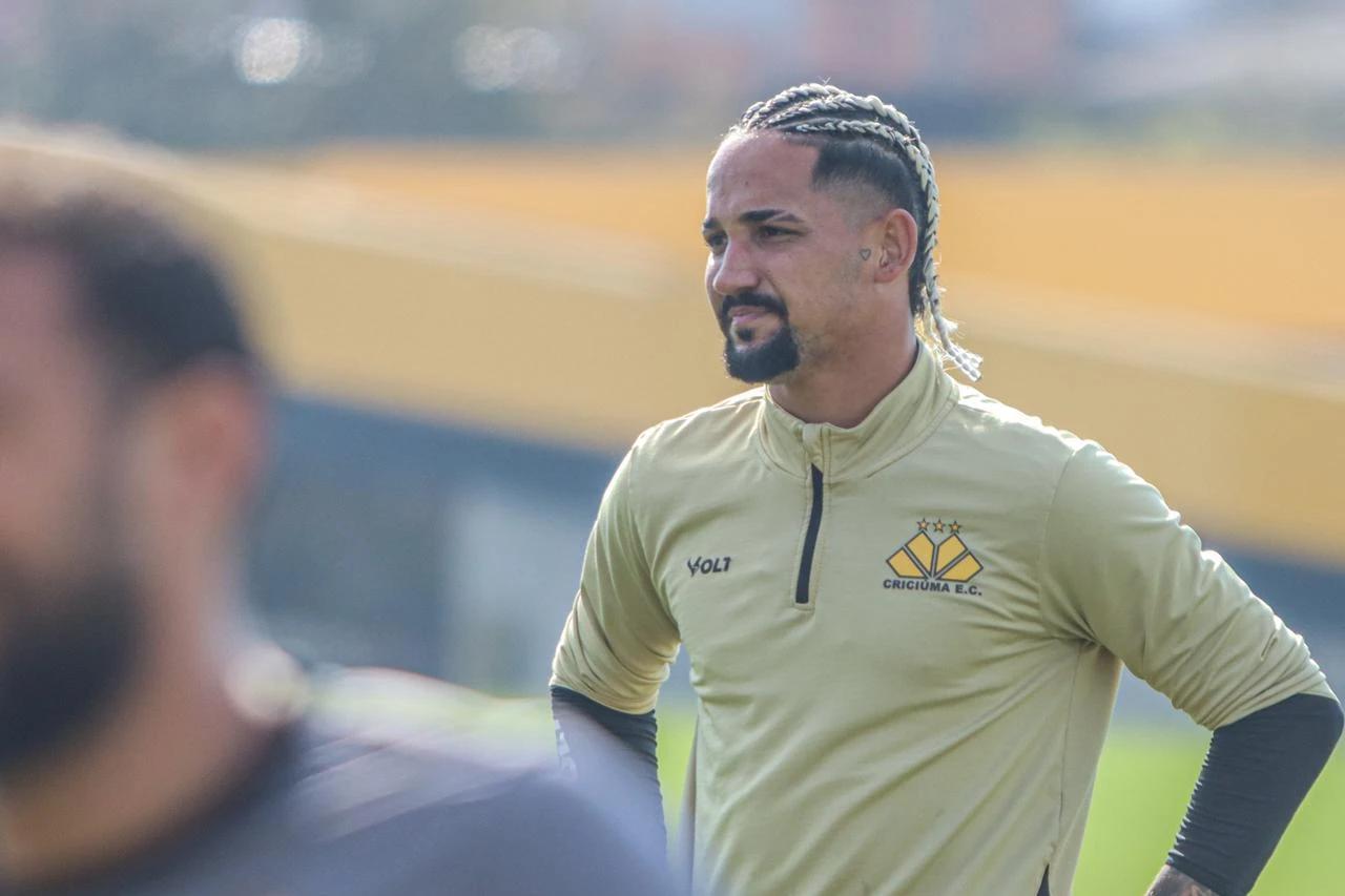 Fotos: Criciúma realiza último treino antes de viagem para Goiânia