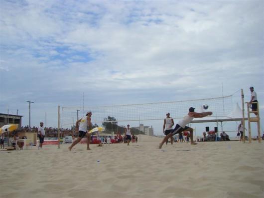 Campeonato Catarinense de Vôlei de Praia nas areias do Balneário Rincão