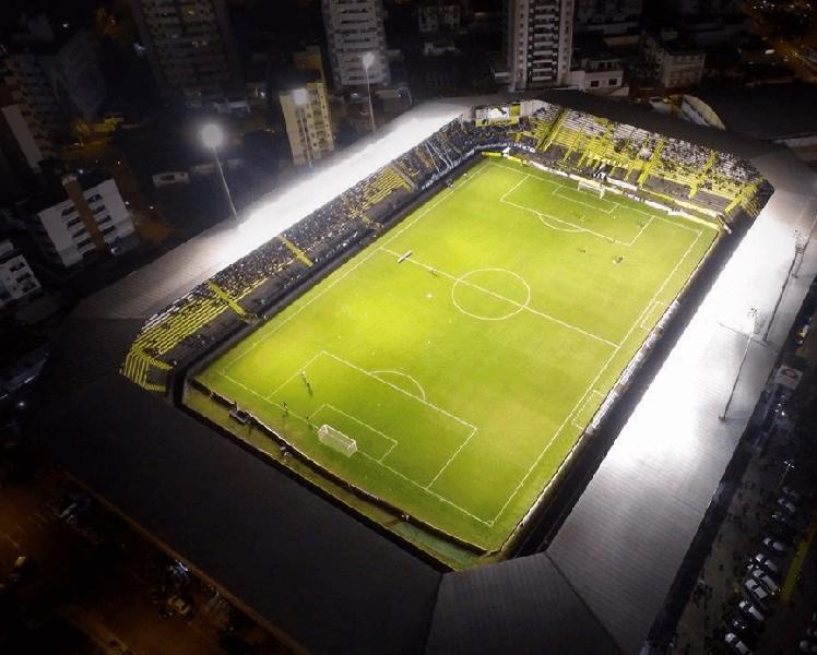 Criciúma prospecta criação de pub no Heriberto Hulse e pretende concluir sala de troféus em 40 dias