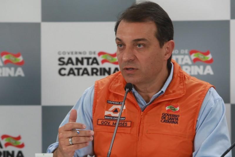 TJSC suspende processo que pedia impeachment do governador Moisés