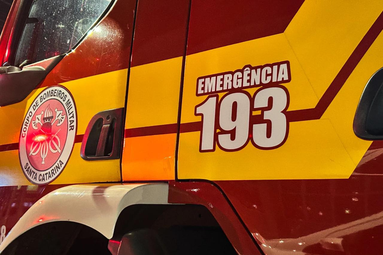 Motociclista morre após colisão frontal contra carro em Criciúma