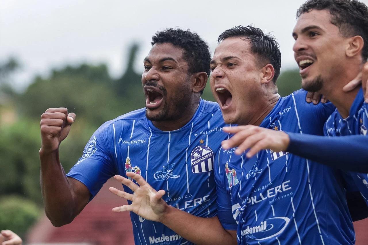 Goleada histórica! Caravaggio vence o Jaraguá e assume a liderança da Série B do Catarinense