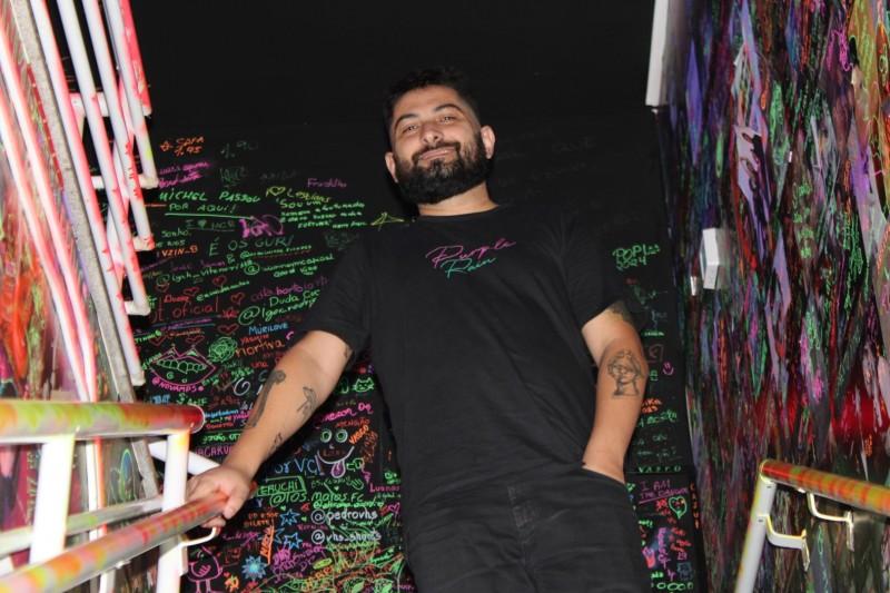 Purple Rain: a realização de um sonho que virou oportunidade profissional em Criciúma 