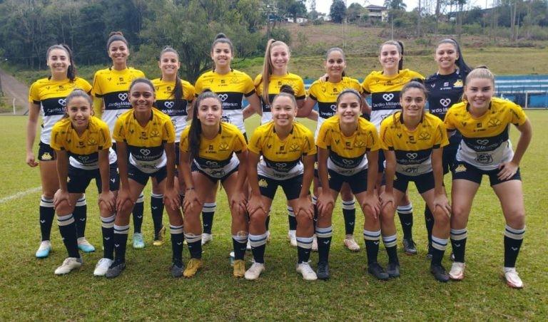 Futebol feminino da Unesc estreia com goleada nos Jogos Universitários Catarinenses 