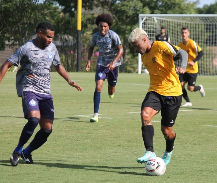 Criciúma empata sem gols com o Aimoré e Tencati valoriza força defensiva da equipe 
