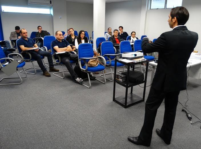 Estratégias Empresariais inicia com foco em processos, análise e ambiente do negócio