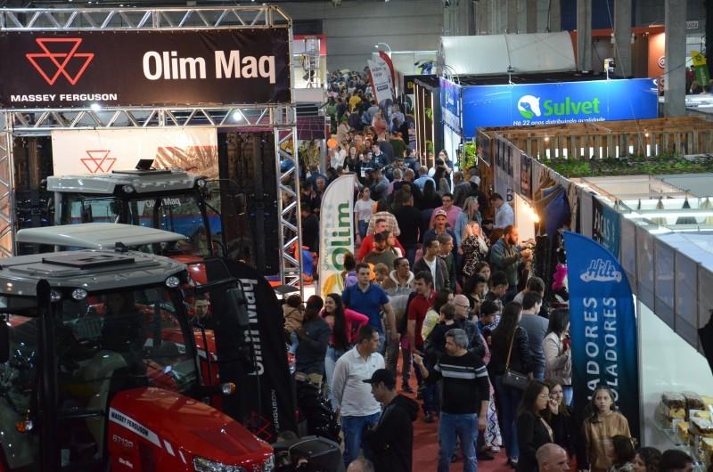 Com mais de 250 expositores, Feira AgroPonte já está aberta para visitação em Criciúma 