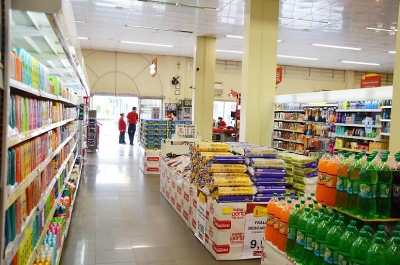 Alta procura por supermercados no início da pandemia do coronavírus impulsionou vendas no setor