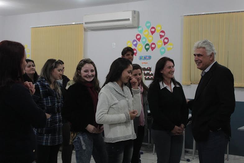 Iniciam as aulas de auxiliar administrativo no Balneário Rincão
