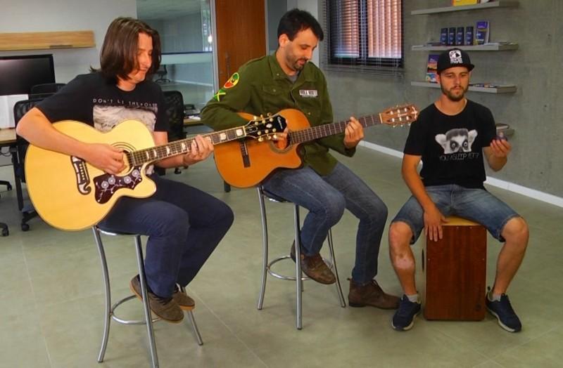 VÍDEO: Viola Roots lança CD Guerreiros do Bem