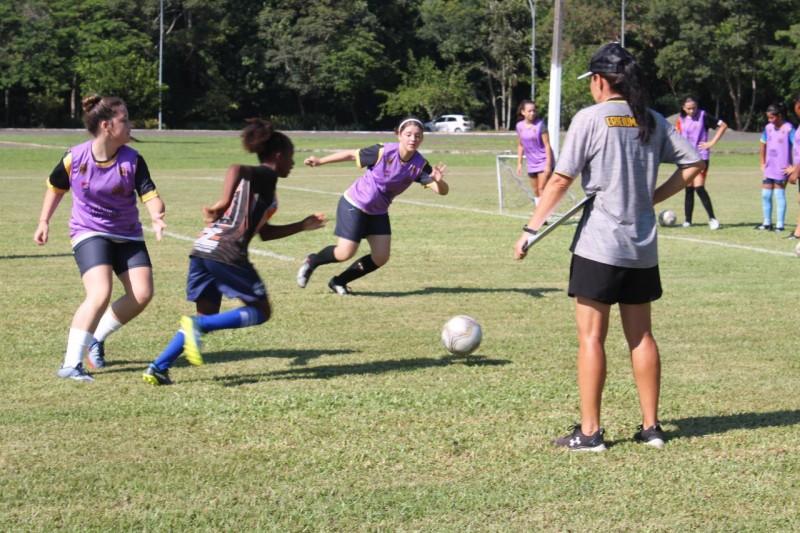 Equipe feminina do Criciúma/FME realiza avaliação de atletas na Unesc