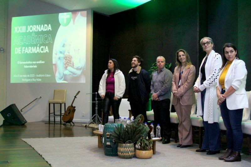  Jornada Acadêmica do Curso de Farmácia: Uma imersão nas possibilidades entre as faces da profissão