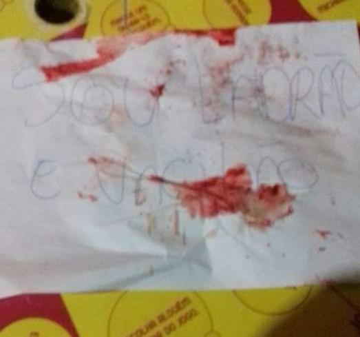 Após tentar furtar canoas, homem é agredido e amarrado em poste