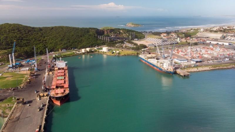 Porto de Imbituba atinge maior movimentação do mês de agosto