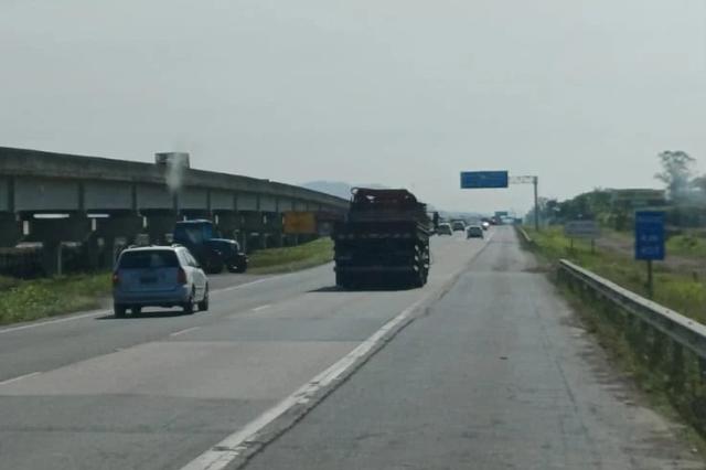 BR-101 é liberada após dois dias de bloqueio em Araranguá