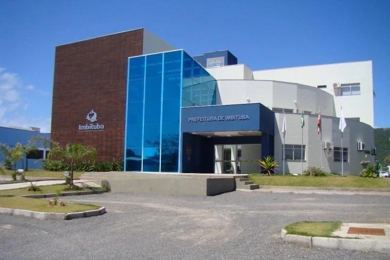 Prefeitura de Imbituba se manifesta sobre prisão de homem que perseguiu servidor com tesoura