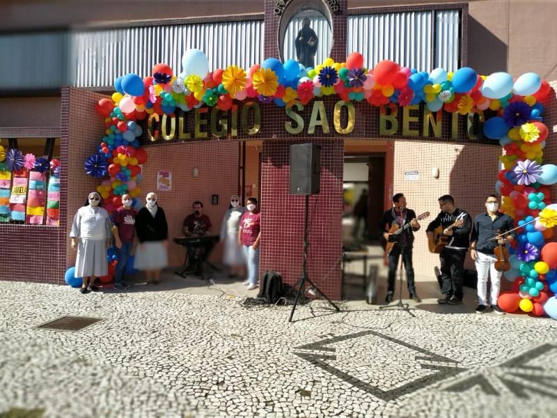 Colégio São Bento em festa 