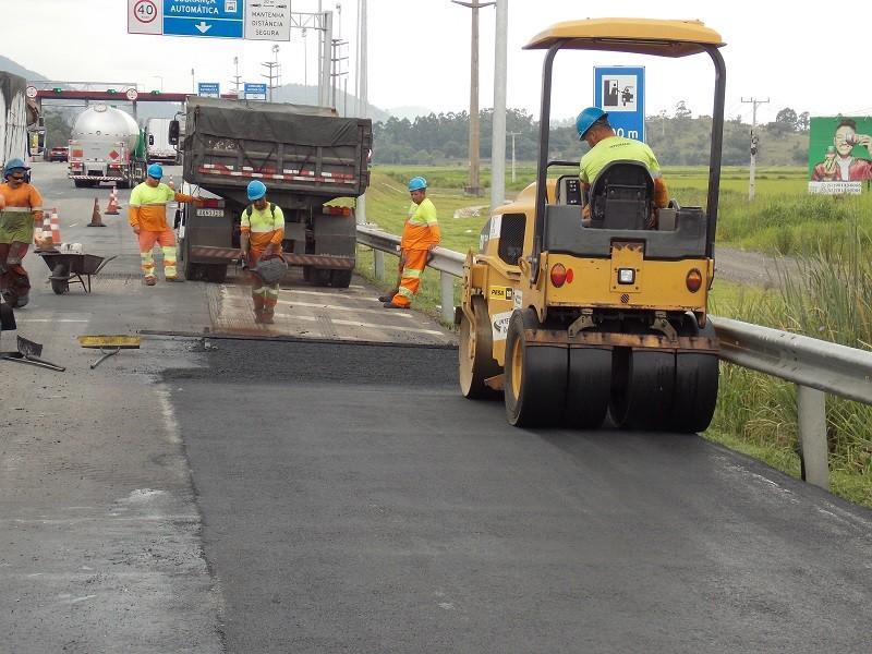 CCR ViaCosteira informa cronograma semanal de obras na BR-101 Sul