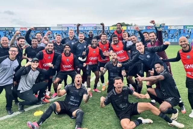 Rodada da Série B fecha com derrotas de times do Z4 em casa