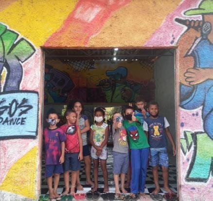 Projeto promove inclusão social através do teatro em instituições de Criciúma