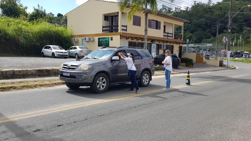 Pedágio da Apae de Urussanga contabiliza quase R$ 14 mil reais em doações