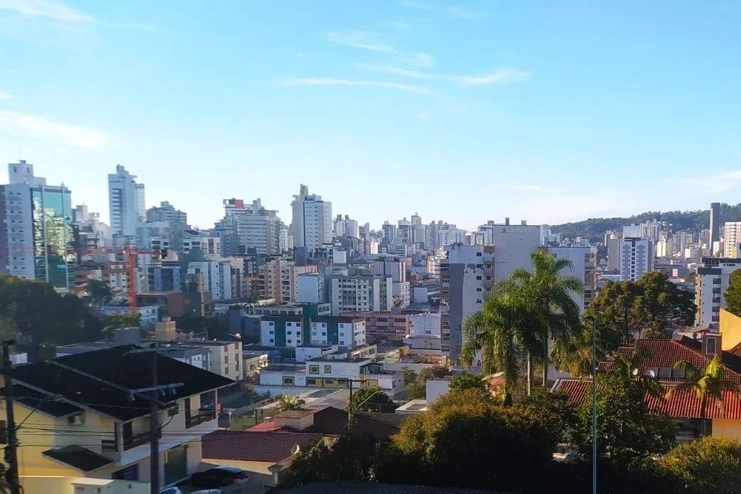 Semana será marcada por frio, calor e sol entre nuvens em Criciúma e região