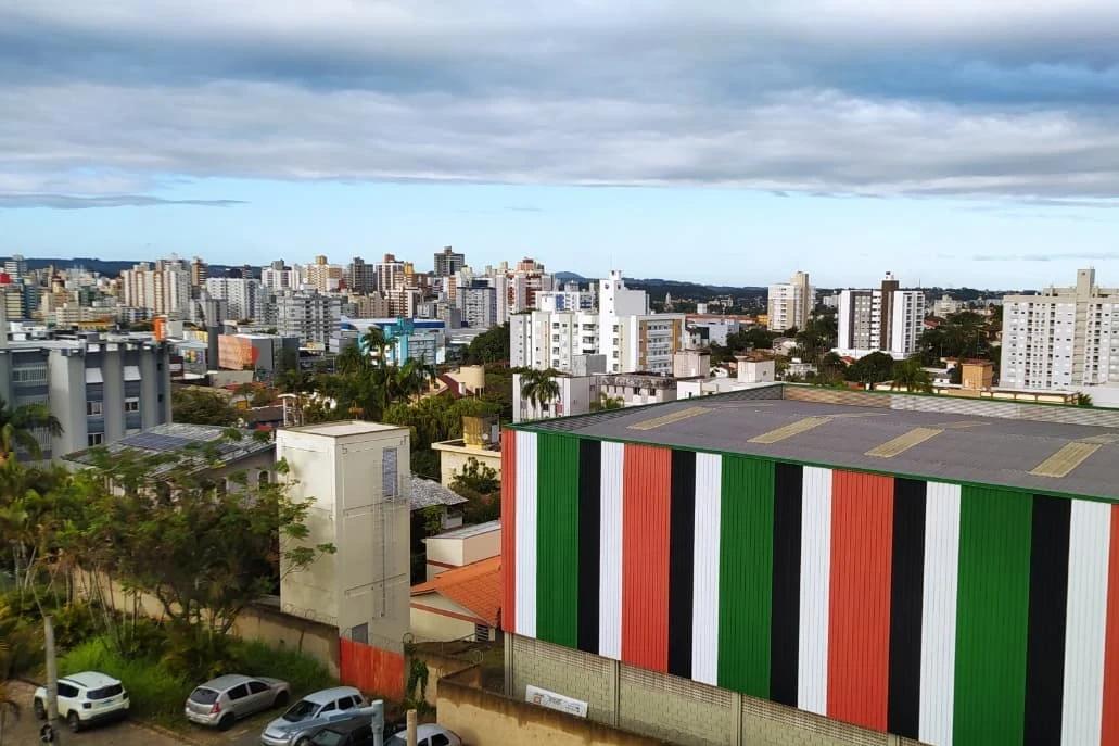 Terça-feira terá sol entre nuvens e temperaturas baixas em Criciúma