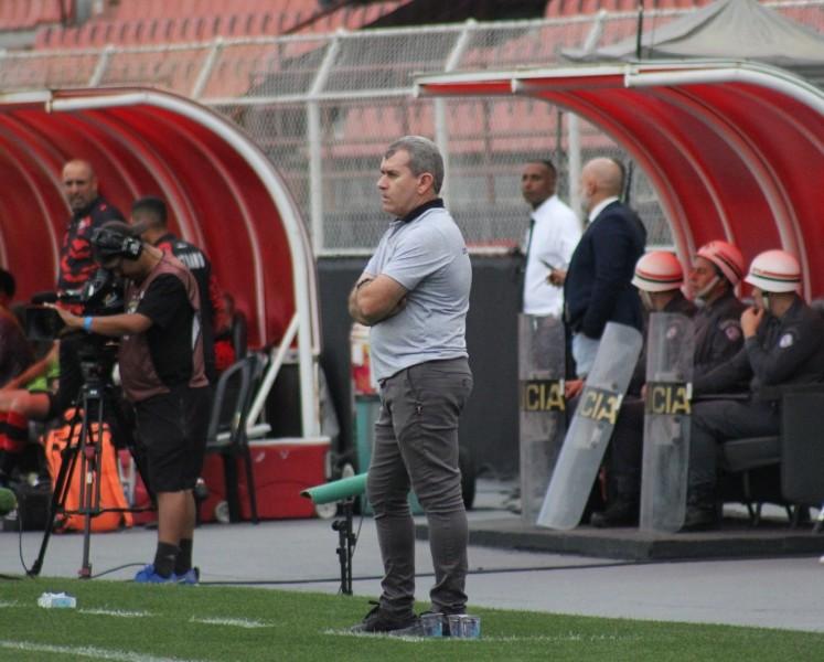 Tencati assume responsabilidade por derrota ‘dura’ do Tigre e fala em remobilização 