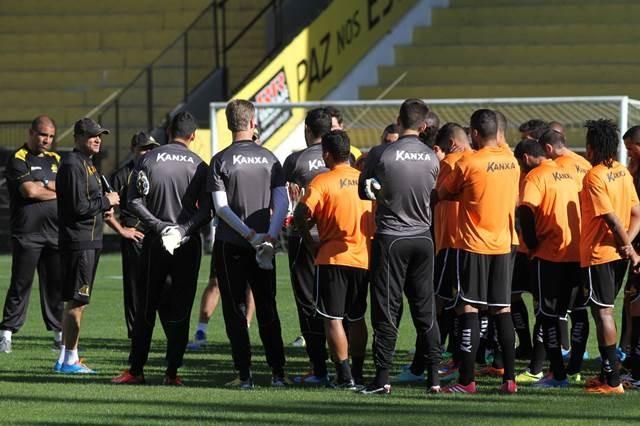  Chegou a hora: Criciúma enfrenta o Fluminense na reestreia do Brasileirão